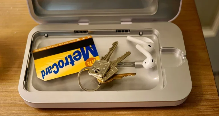 PhoneSoap: Revolutionizing Hygiene In The Digital Age